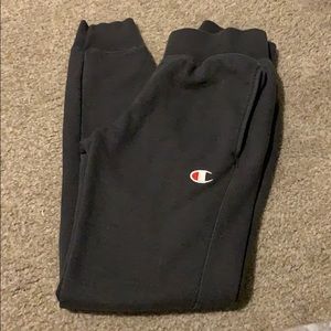 GRAY CHAMPION SWEATS